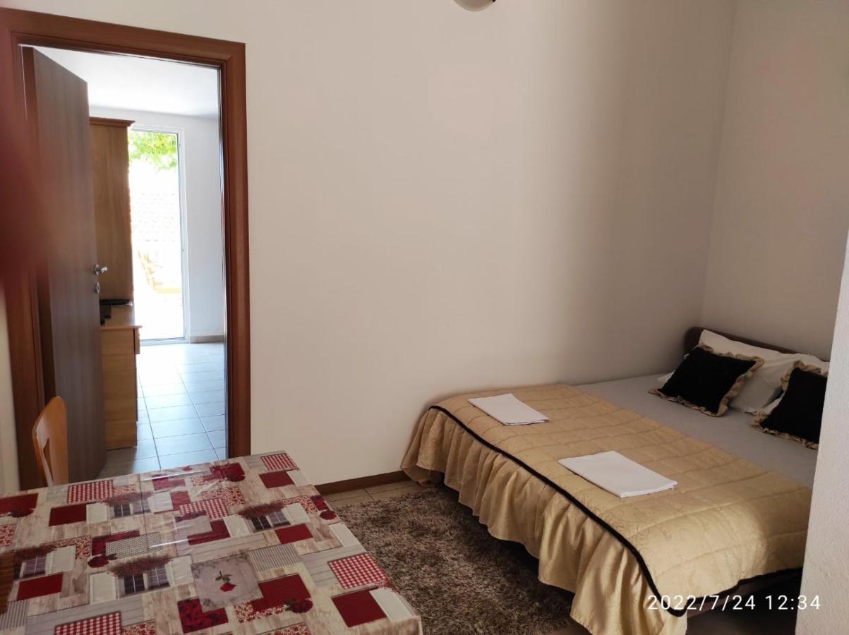 Apartmani Steni Ilha Ilha Sveti Stefan Exterior foto