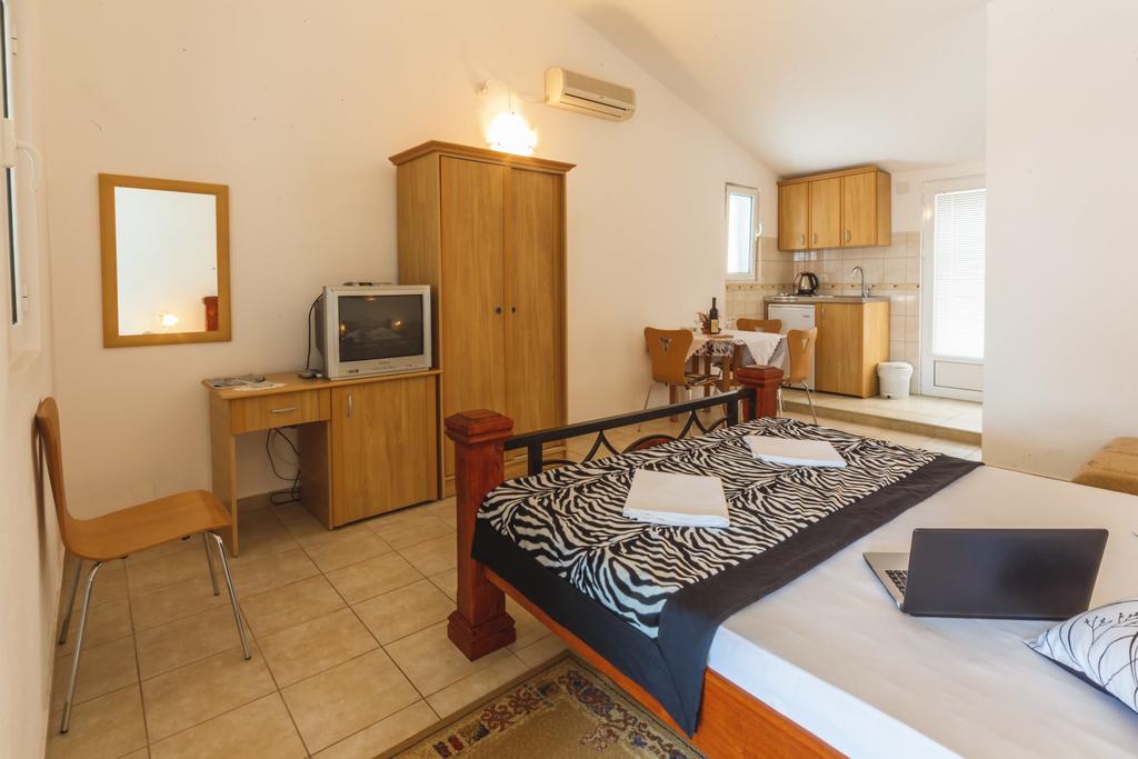Apartmani Steni Ilha Ilha Sveti Stefan Exterior foto