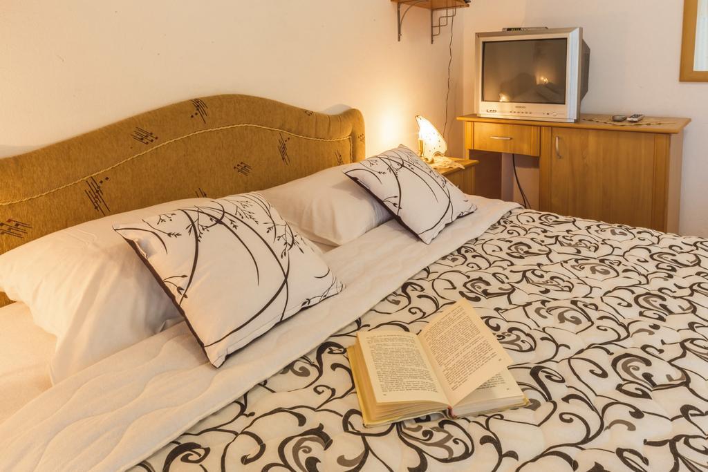Apartmani Steni Ilha Ilha Sveti Stefan Exterior foto